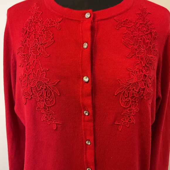 16. JM Collection Red Petite Button-Front Appliqué Cardigan Size XLP - Picture 5 of 7